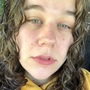 Meet your Posher, Suzanne